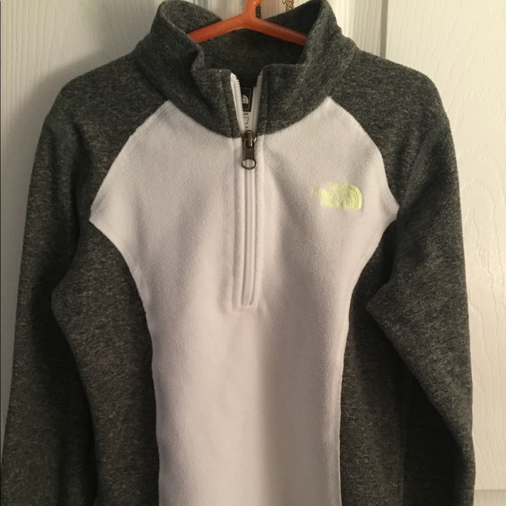 Girls northface fleece size S
